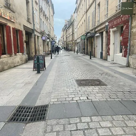 Magnifique Duplex Rue St Pierre Vayny *